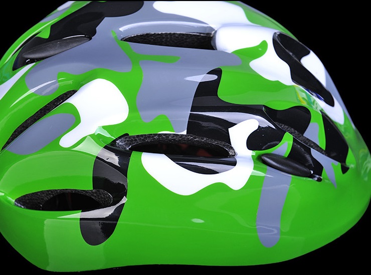 KinderenCamouflageHelmDikkereEnLichterKinderenVeiligheidHelmRolschaatsenHelmIntegraal-GegotenHelm-1005001321046976